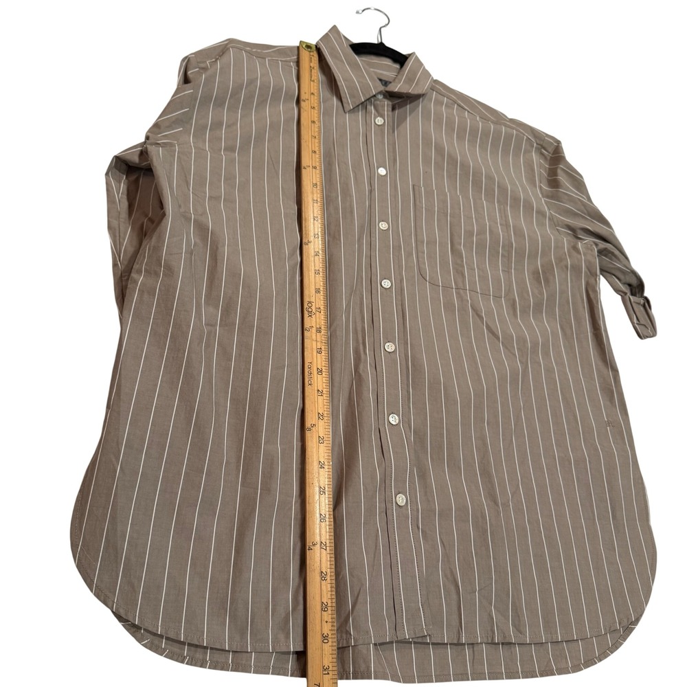 Coastal Grandma Minimalist Academia LP Banana Republic Taupe Striped Button Down - Picture 5 of 7